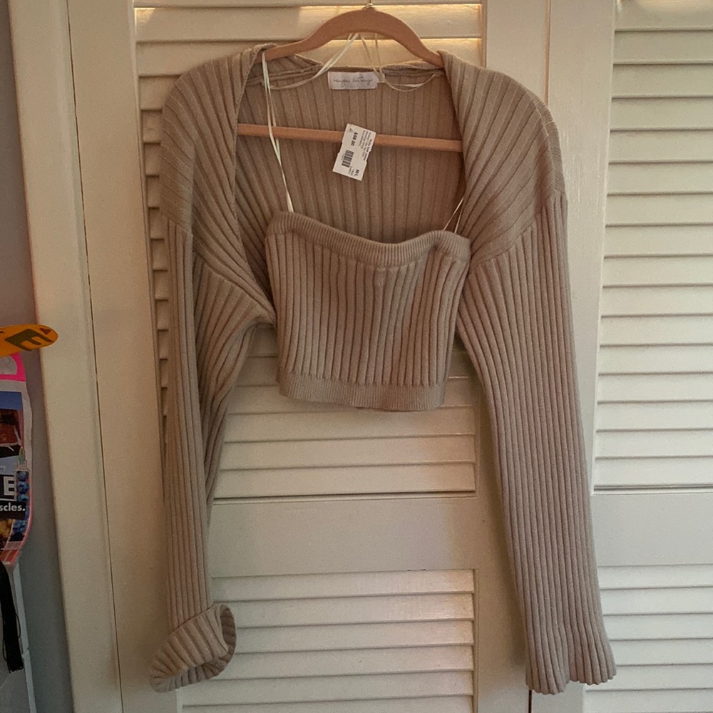 Cropped sweater set
